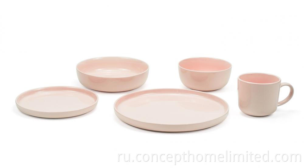 Reactive Glazed Stoneware Dinner Set In Pink Ch22067 G09 1